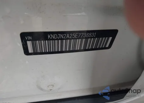 2014 Kia Soul z USA, uszkodzony, nr VIN KNDJN2A25E7738831